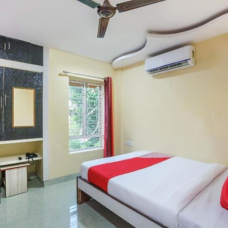 Oyo 62042 Niloy Guest House Jādabpur Dış mekan fotoğraf