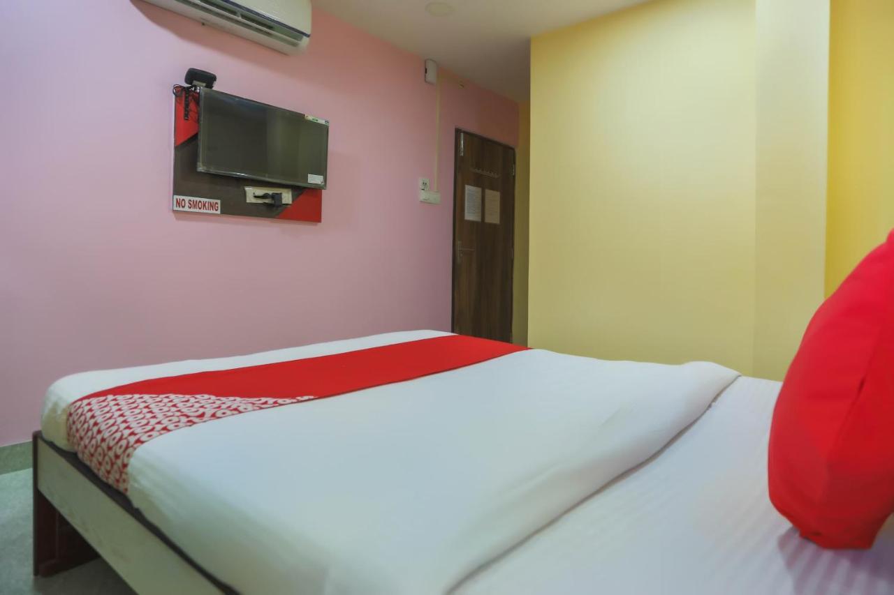 Oyo 62042 Niloy Guest House Jādabpur Dış mekan fotoğraf
