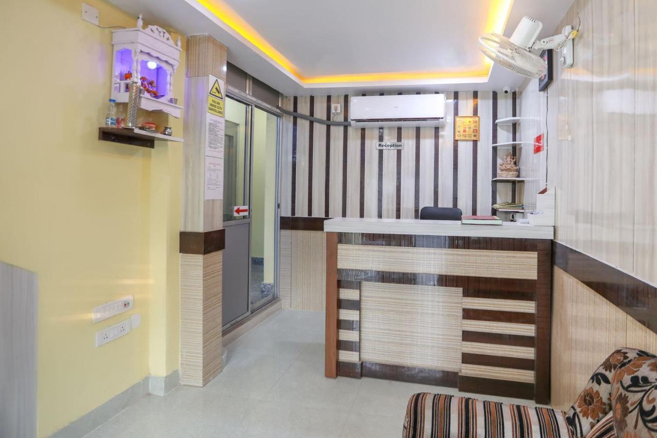Oyo 62042 Niloy Guest House Jādabpur Dış mekan fotoğraf