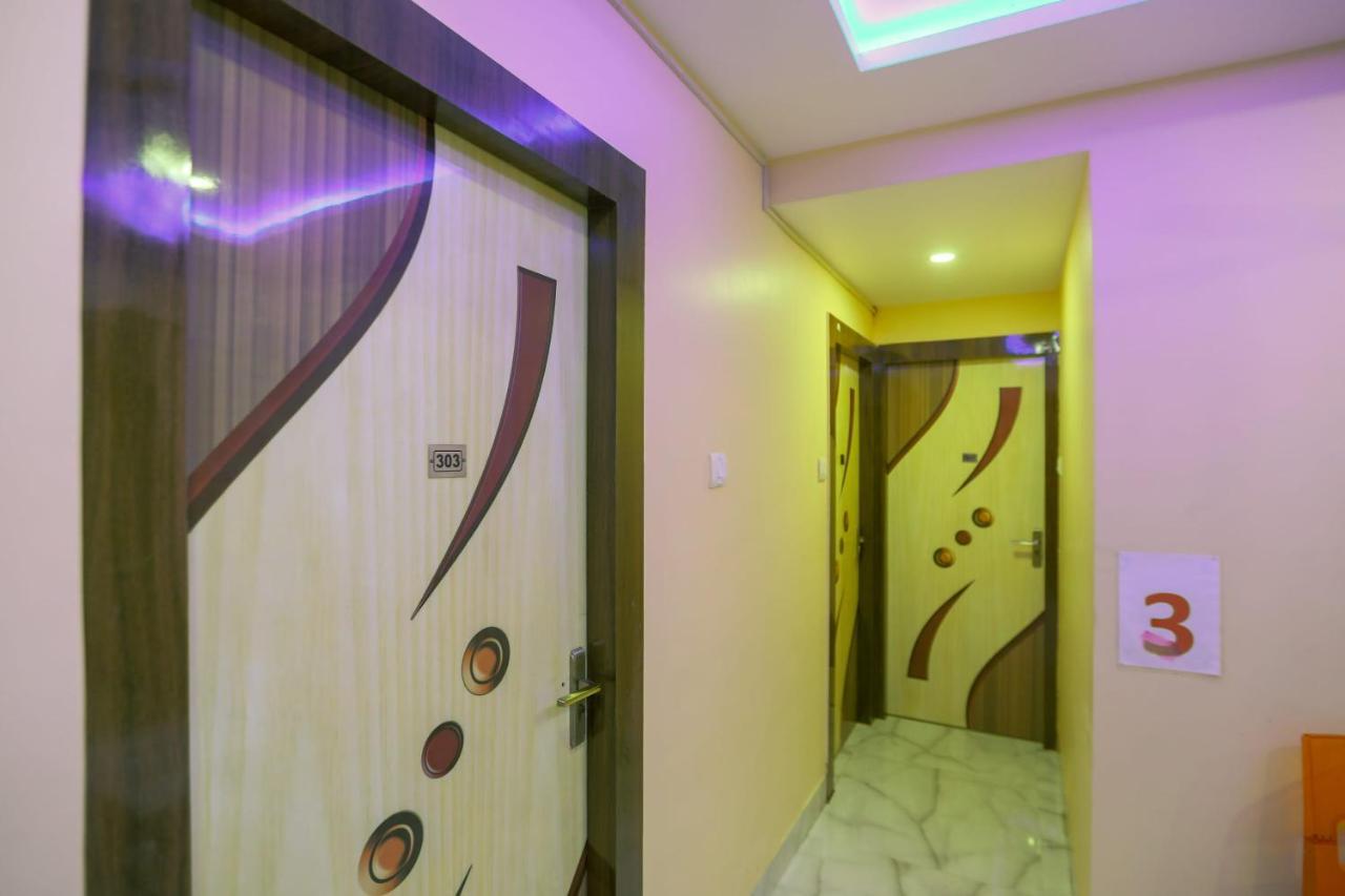 Oyo 62042 Niloy Guest House Jādabpur Dış mekan fotoğraf